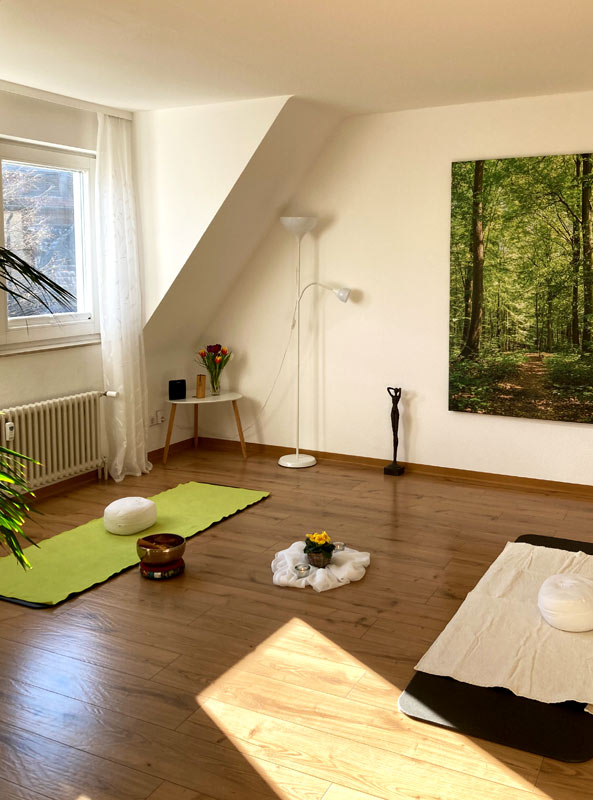 Yoga Einzelstunde bei Praxis für Physiotherapie & Yoga | Christa Kuhlmann